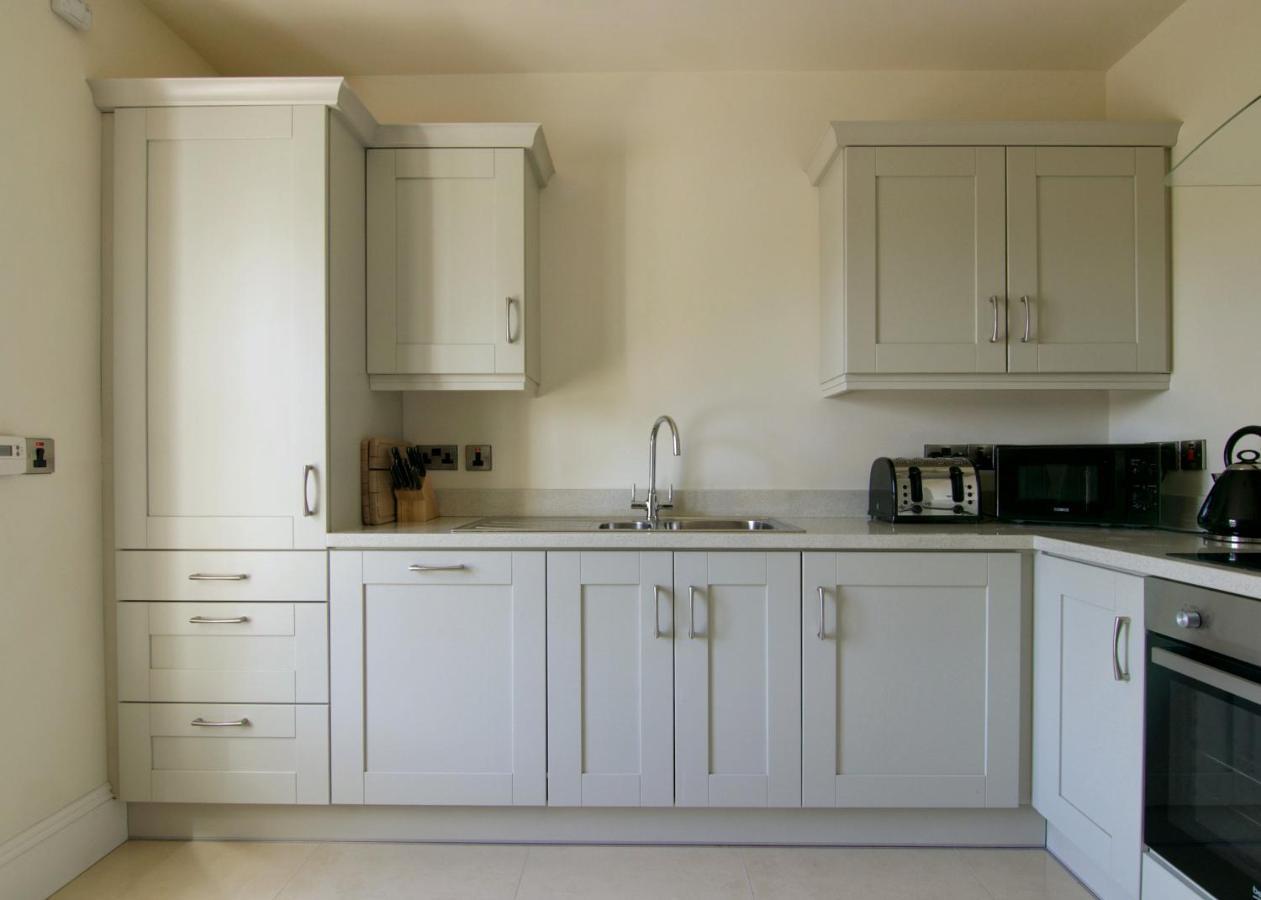 Escape Ordinary At Castle Hume Apartamento Enniskillen Exterior foto