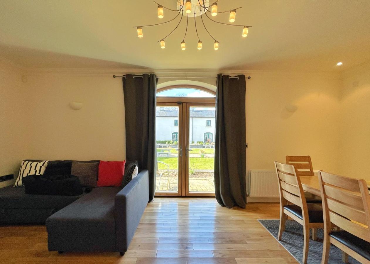 Escape Ordinary At Castle Hume Apartamento Enniskillen Exterior foto
