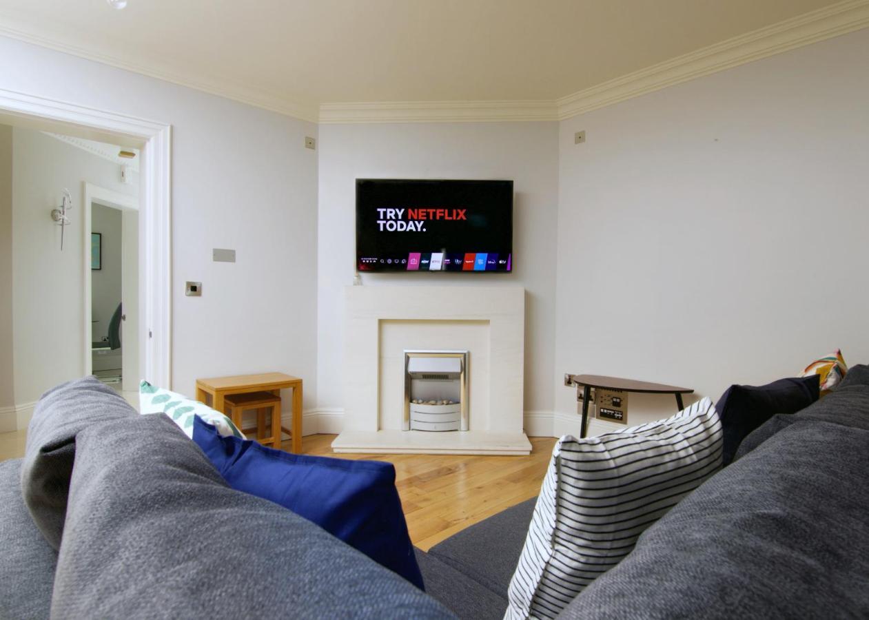 Escape Ordinary At Castle Hume Apartamento Enniskillen Exterior foto