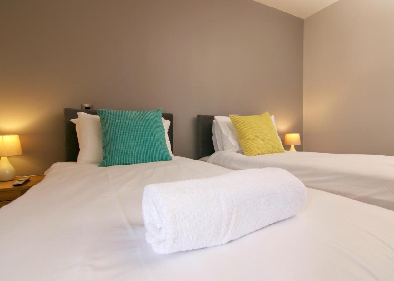 Escape Ordinary At Castle Hume Apartamento Enniskillen Exterior foto