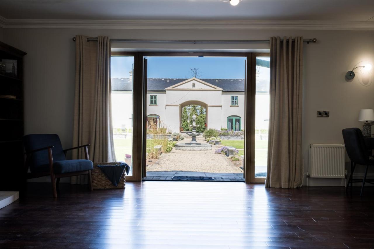 Escape Ordinary At Castle Hume Apartamento Enniskillen Exterior foto