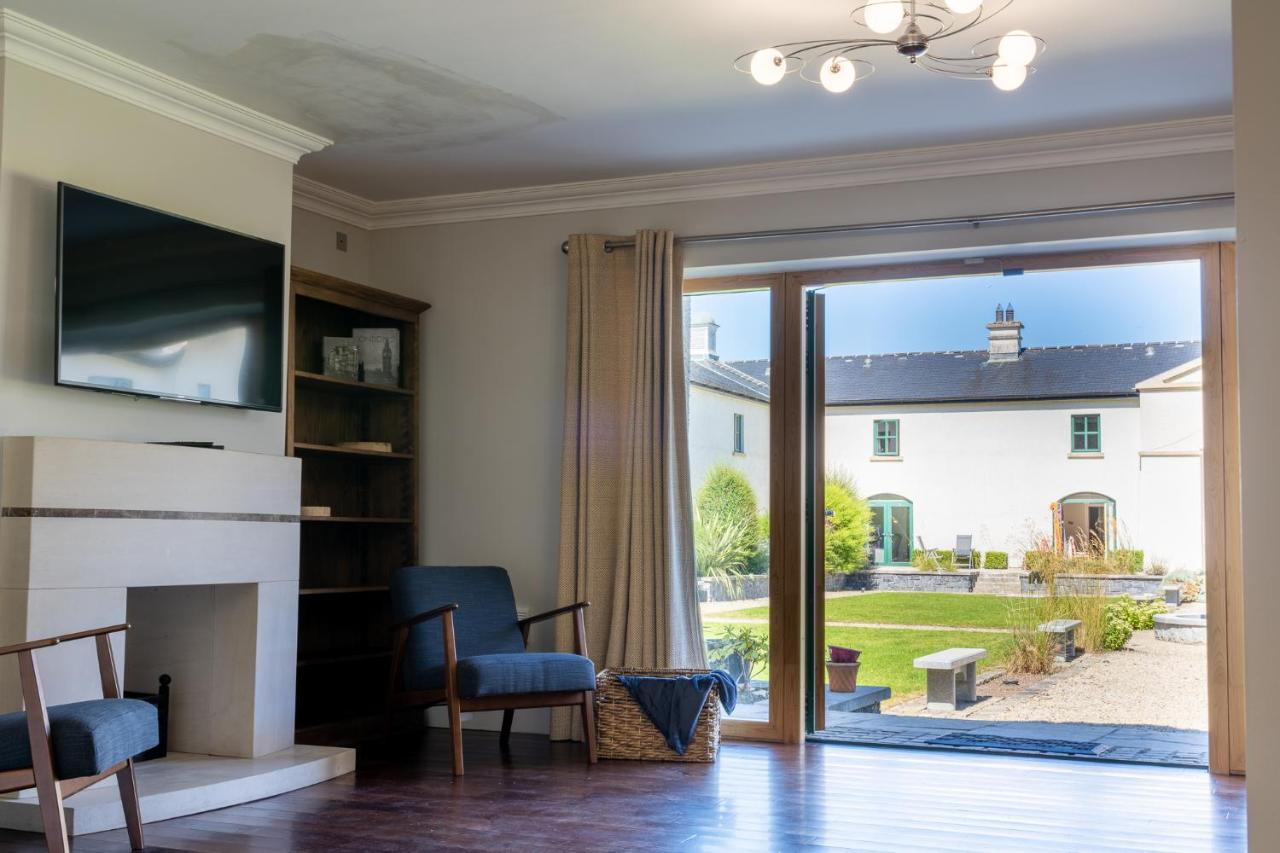 Escape Ordinary At Castle Hume Apartamento Enniskillen Exterior foto