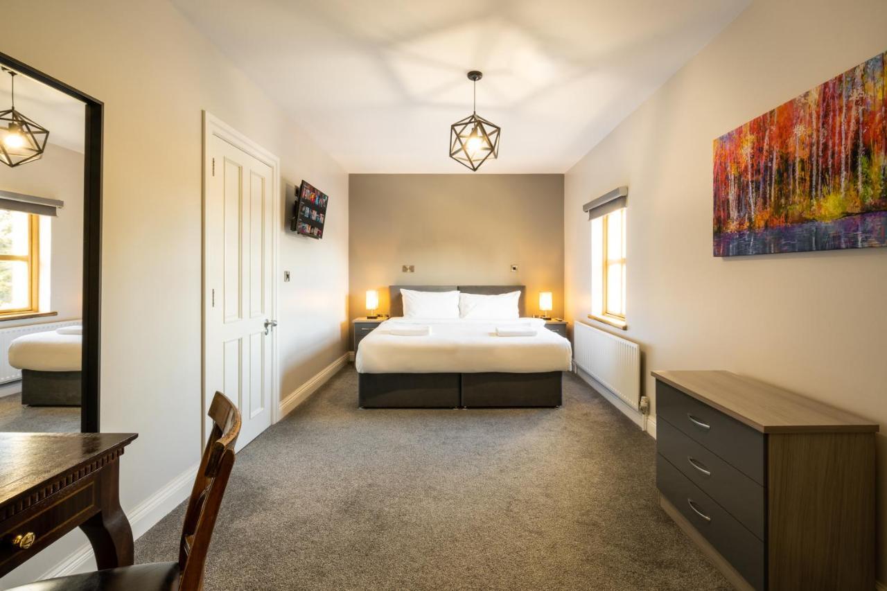 Escape Ordinary At Castle Hume Apartamento Enniskillen Exterior foto
