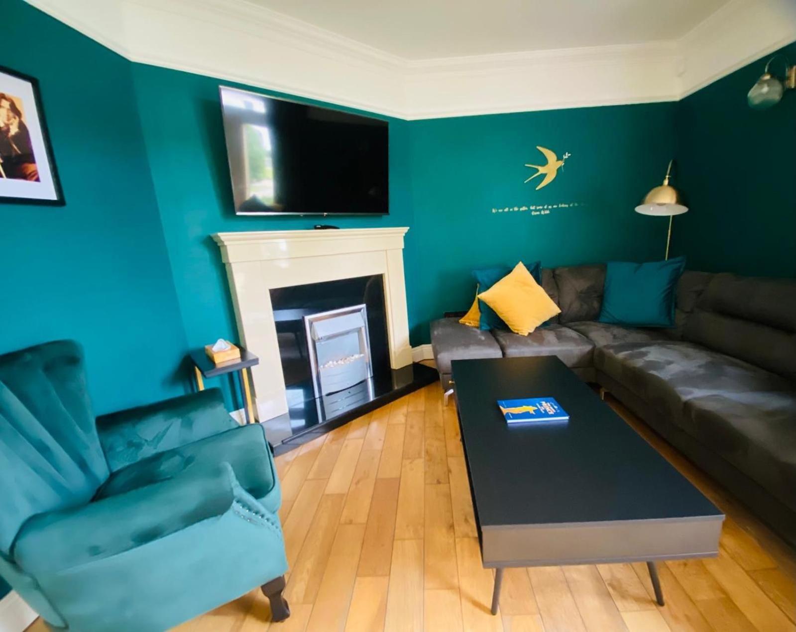 Escape Ordinary At Castle Hume Apartamento Enniskillen Exterior foto